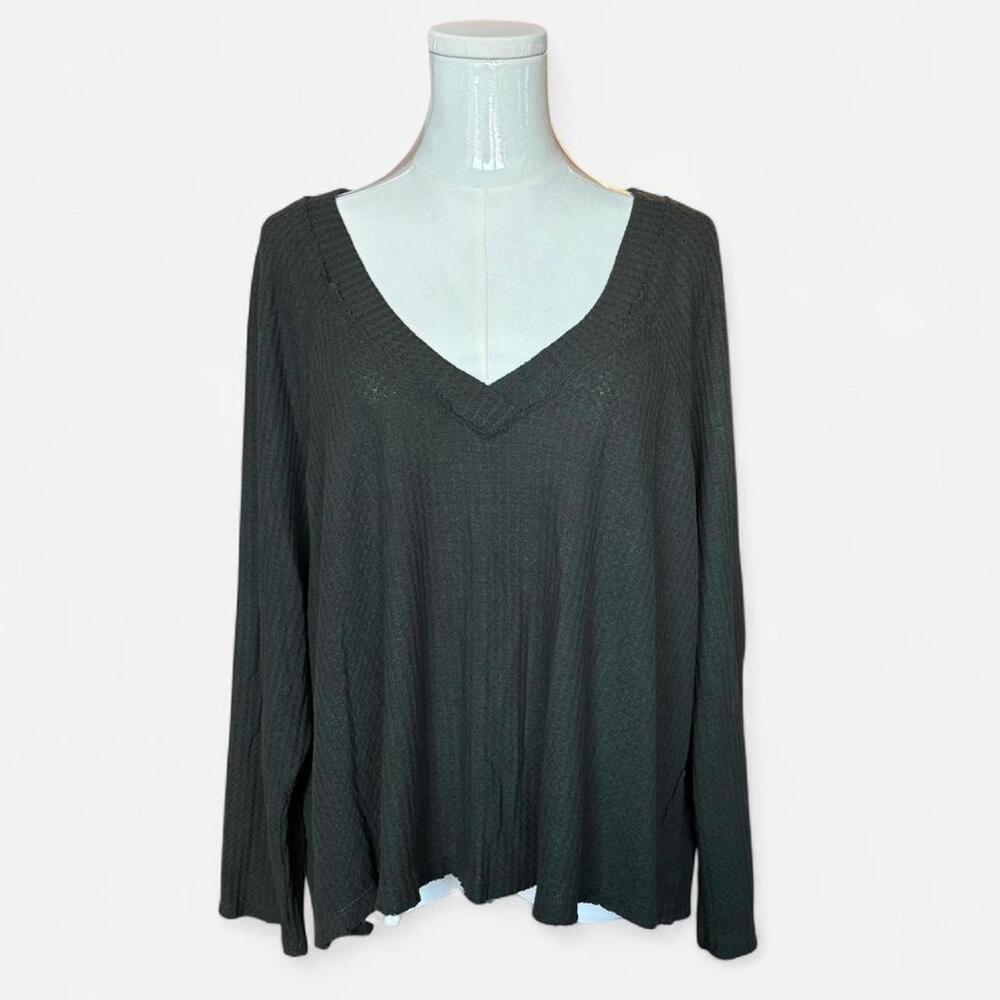 Olive green‎ PST Los Angeles V neck long sleeve sweater #sweaterweather
